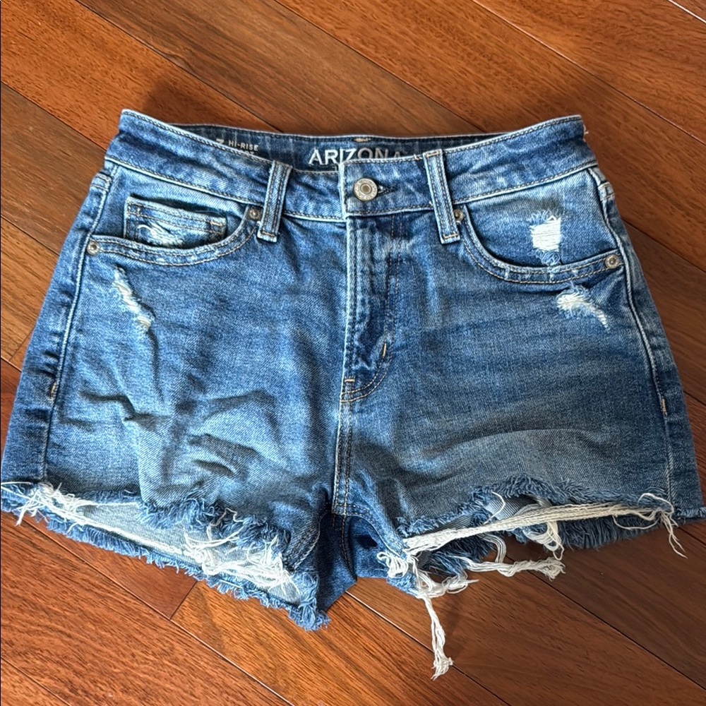 Arizona Jean Company Blue Jean Shorts with Distressed Look and Frayed Edges